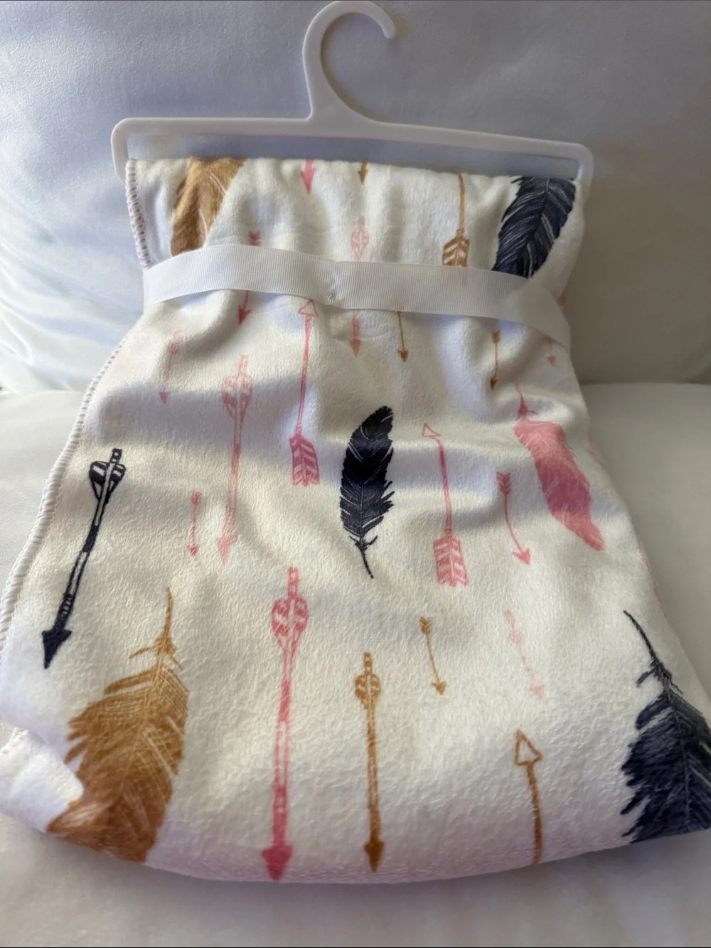 The “Dreamers” Baby Mink Blanket, 30” x 40”.